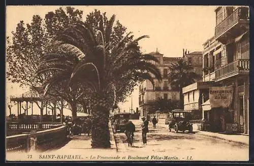 AK Saint-Raphaël, La Promenade et Boulevard Félix-Martin