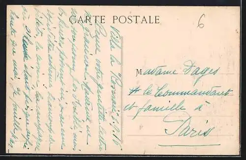 AK Bandol-sur-Mer, Boulevard Victor Hugo avec palmiers et passants