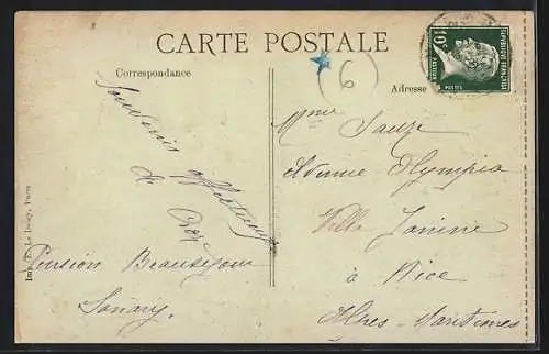 AK Sanary, La Mairie et les palmiers majestueux