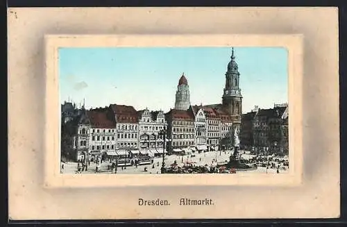 AK Dresden, Altmarkt mit Passanten und Kirchturm