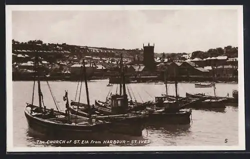 AK St. Ives, The Church of St. Eia from Harbour, Ships