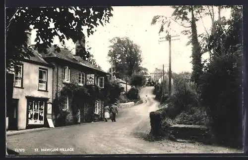 AK St. Hawgan, Village
