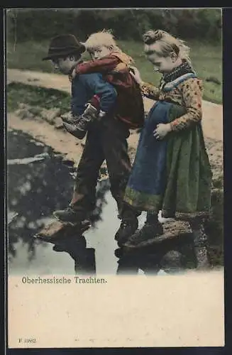 AK Kinder in Oberhessischen Trachten