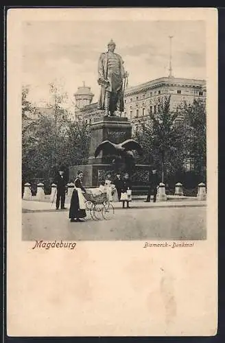 AK Magdeburg, Bismarck-Denkmal mit Turmgebäude, Dienstmädchen mit Kinderwagen