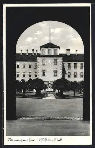 AK Meiningen /Thür., Schlossdurchblick