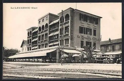 AK Le Lavandou, Le Grand Hôtel et Hôtel de la Plage