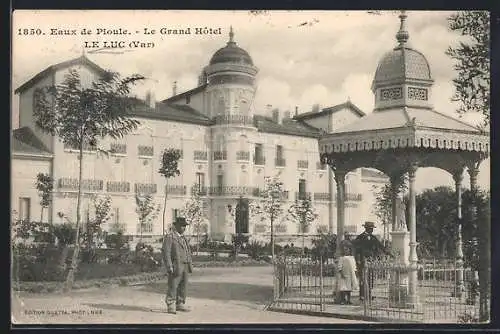 AK Le Luc, Le Grand Hôtel et le kiosque dans le jardin