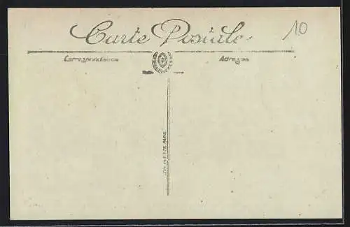 AK Puget-sur-Argens, La Route Nationale avec enfants et passants