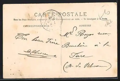 AK Saint-Maximin, Place Malherbes et Rue d`Aix animée avec passants et obélisque