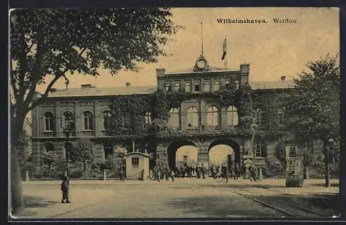AK Wilhelmshaven, Strassenpartie am Werfttor