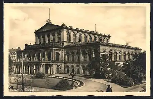 AK Hannover, Blick auf das Opernhaus mit Vorplatz