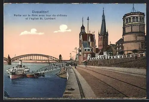 AK Düsseldorf, Partie am Rhein mit Bootsanleger und St. Lambert Kirche