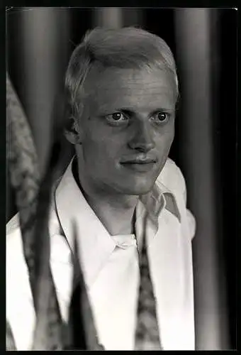 Fotografie Dego Hoffmann Ltd., London, Portrait des junge Heino, ohne Brille, Grossformat 17 x 25cm