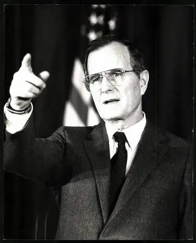 Fotografie amerikanischer Politiker George H. W. Bush, 41. Präsident der USA, Grossformat 20 x 25cm