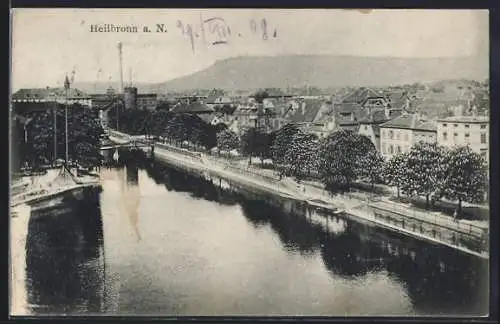 AK Heilbronn a. N., Uferpartie mit Brücke