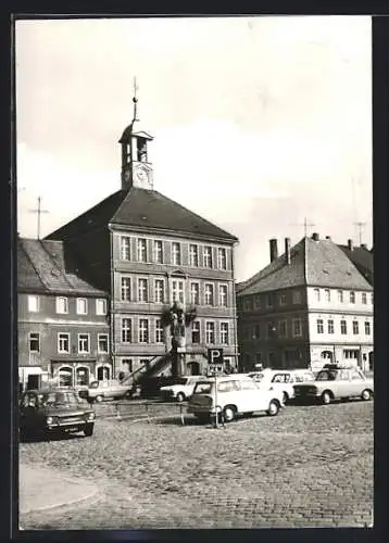 AK Bischofswerda, Rathaus mit Strassenpartie