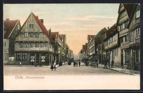 AK Celle, Mauernstrasse mit Kutschen, Verkaufstelle-Rasthsmühle