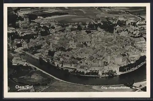 AK Cham /Opf., Fliegeraufnahme des Ortes
