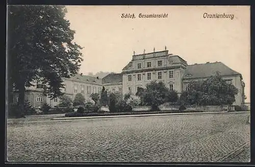 AK Oranienburg, Gesamtansicht des Schlosses