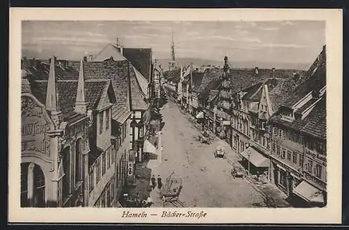 AK Hameln, Bäcker-Strasse mit Geschäften