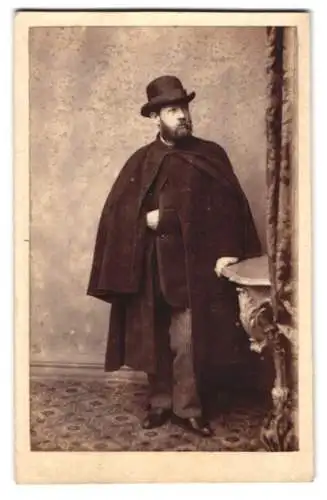 13 Fotografien Peter Schindler, Regensburg, Selbstportrait des Fotografen als Charakter-Studie / Portraitvorschläge