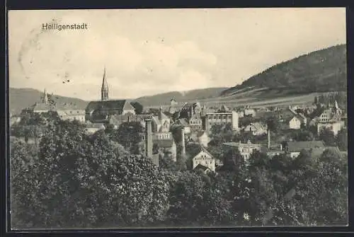 AK Heiligenstadt / Eichsfeld, Ortsansicht über Baumkronen