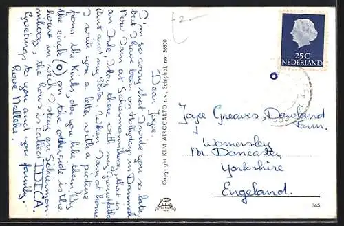 AK Schiermonnikoog, Het dorp met waterloren en zomerhuizen vanuit de lucht