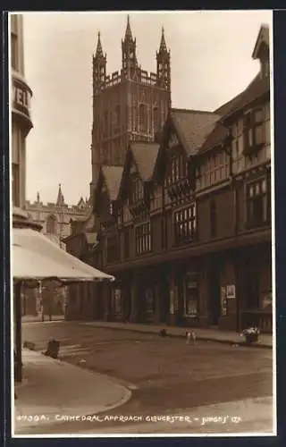 AK Gloucester, Cathedral Approach