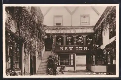AK Gloucester, New Inn
