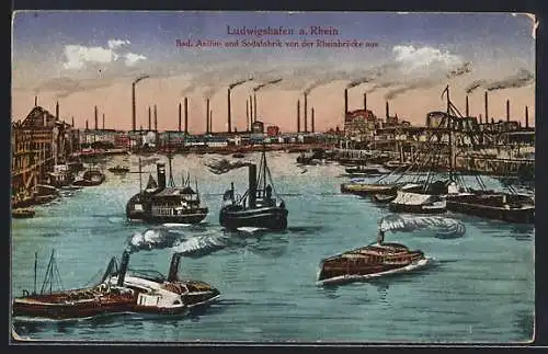 AK Ludwigshafen / Rhein, Bad. Anilin- und Sodafabrik von der Rheinbrücke aus, mit Dampfschiffen