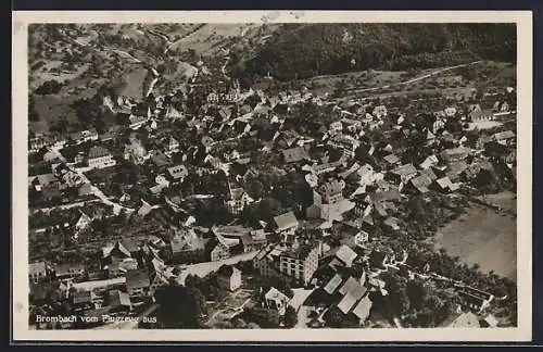 AK Brombach / Lörrach, Teilansicht mit Strassenpartie, Fliegeraufnahme