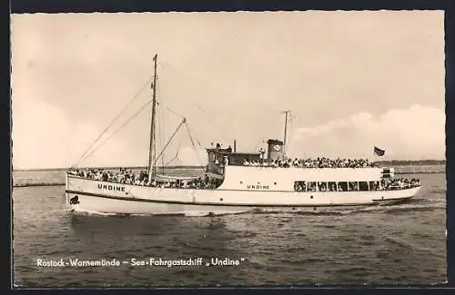 AK See-Fahrgastschiff Undine in Fahrt