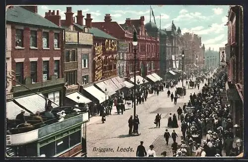AK Leeds, Briggate, Strassenbahn