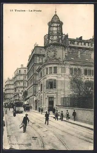 AK Toulon, La Poste et rue animée avec tramway