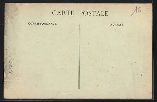 AK Saint-Zacharie, Place de l`Église et la fontaine animée