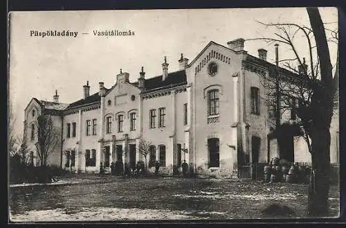 AK Püspökladány, Vasútállomás, Bahnhof