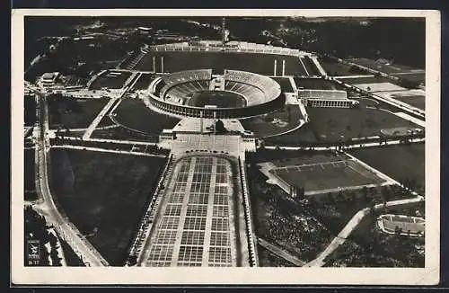 AK Gesamtansicht des Reichssportfeldes, während des Olympischen Spiele 1936