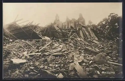 AK Messina, zerstörte Gebäude durch Erdbeben