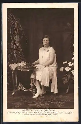 AK Prinses Juliana, Portrait