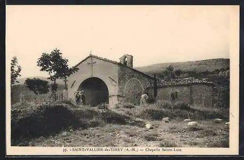 AK Saint-Vallier-de-Thiey, Chapelle Sainte-Luce et paysage environnant