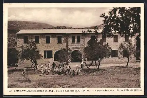 AK Saint-Vallier-de-Thiey, Colonie scolaire de la Ville de Grasse, station estivale à 724 m d`altitude