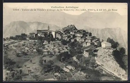 AK La Tour, Vue du village dans la vallée de la Tinée