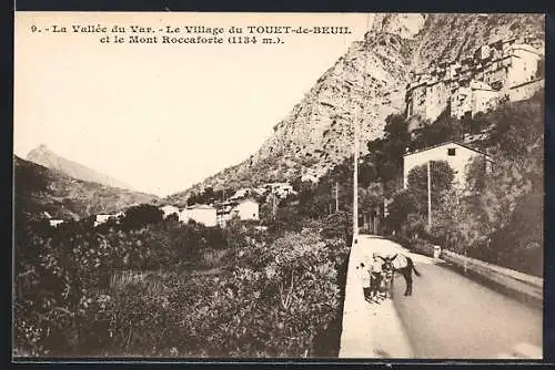 AK Touët-de-Beuil, Le village et le Mont Roccaforte dans la Vallée du Var