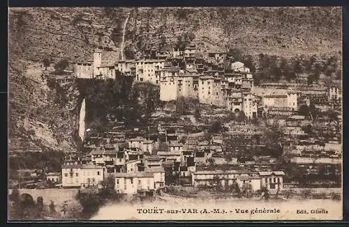 AK Touët-sur-Var, Vue générale du village perché sur la colline