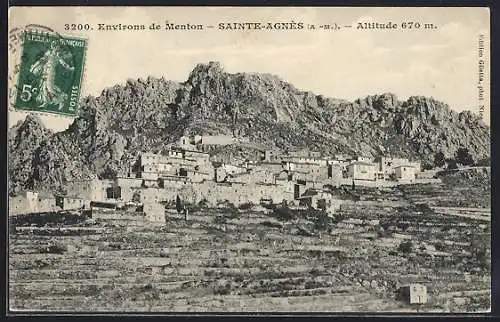AK Sainte-Agnès, Vue du village à 670 m d`altitude