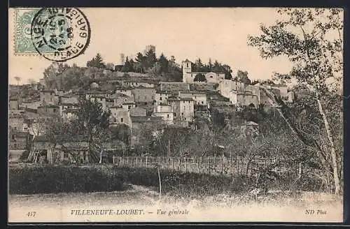 AK Villeneuve-Loubet, Vue générale du village sur la colline