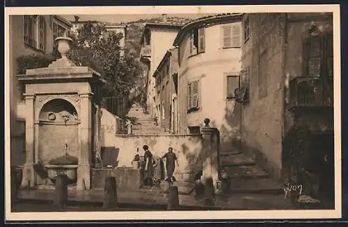 AK La Turbie, Vieille fontaine