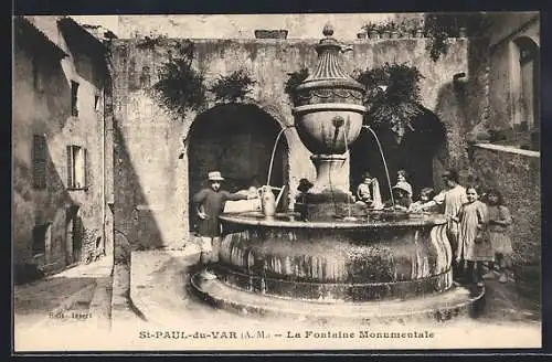 AK Saint-Paul-du-Var, Le Fontaine Monumentale