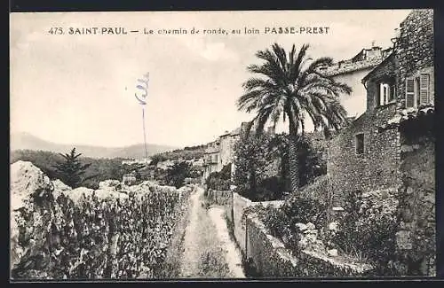 AK Saint-Paul, Le chemin de ronde, au loin Passe-Prest