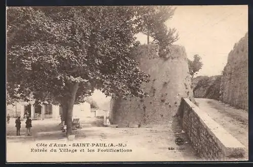 AK Saint-Paul, Entrée du village et les fortifications